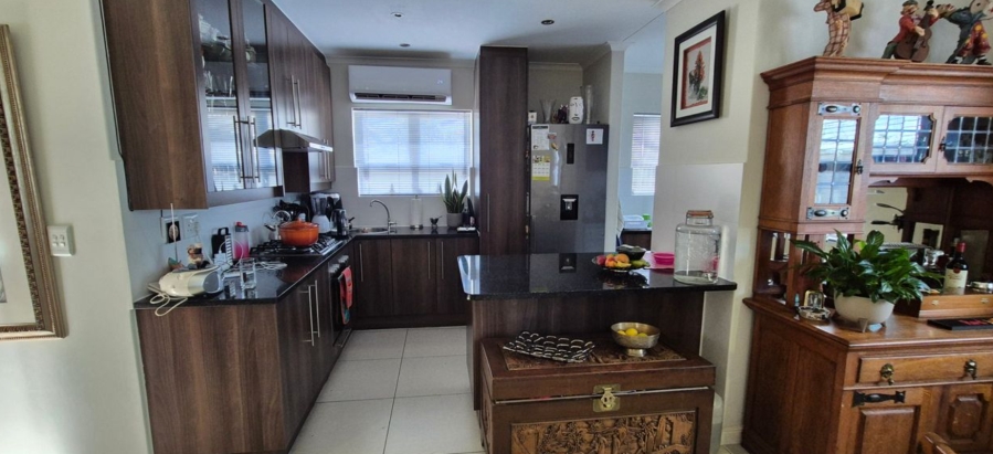 3 Bedroom Property for Sale in Sunningdale Western Cape